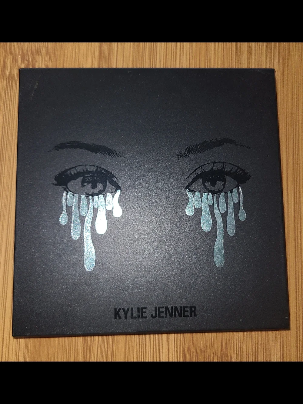 Kylie Jenner - Mummy  Pressed Powder Palette *Limited Edition* Halloween - NEW
